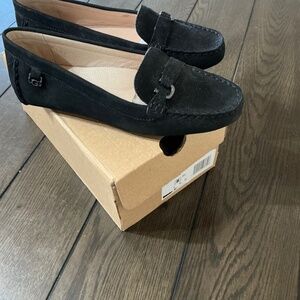 UGG W Callen loafer Black Suede size 8 New in box